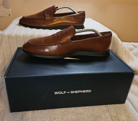 Wolf & Shepherd Ultra Lightweight Coast Loafer in Brown Leather Men\'s Size 11 main image 10